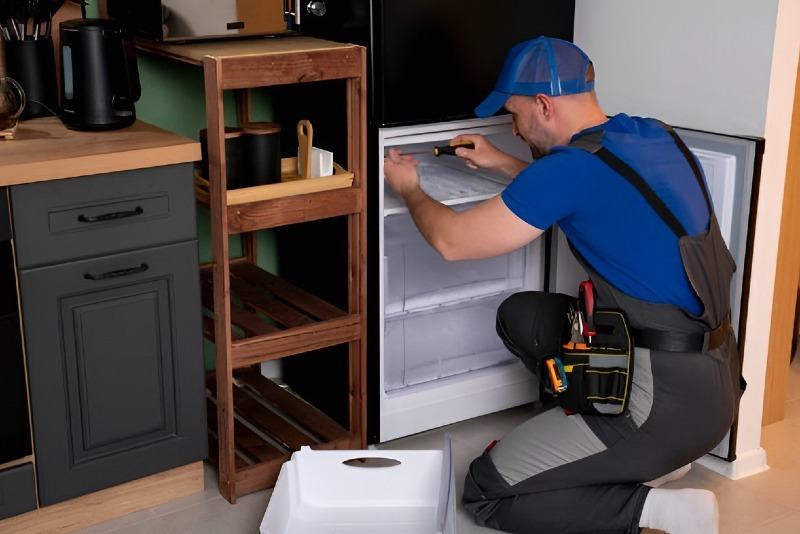 Refrigerator repair in Covina